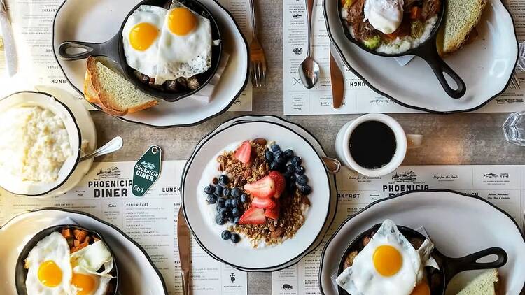 Breakfast at Phoenicia Diner