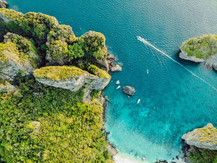 Want a free holiday? Thailand plans to give away thousands of free flights to overseas travellers (Aussies included)