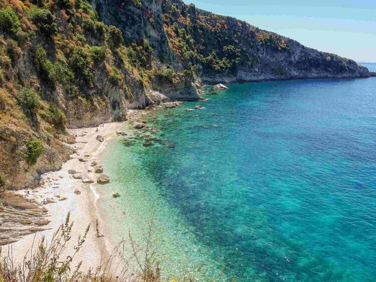 Filikuri, Albania