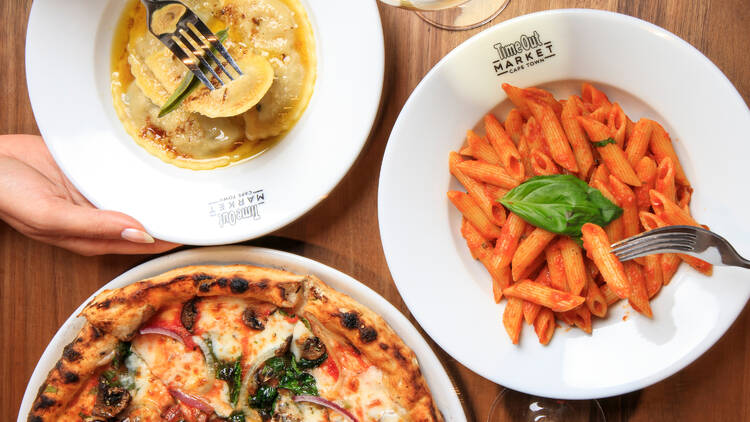 Foodie Hour for Locals - Monday to Friday