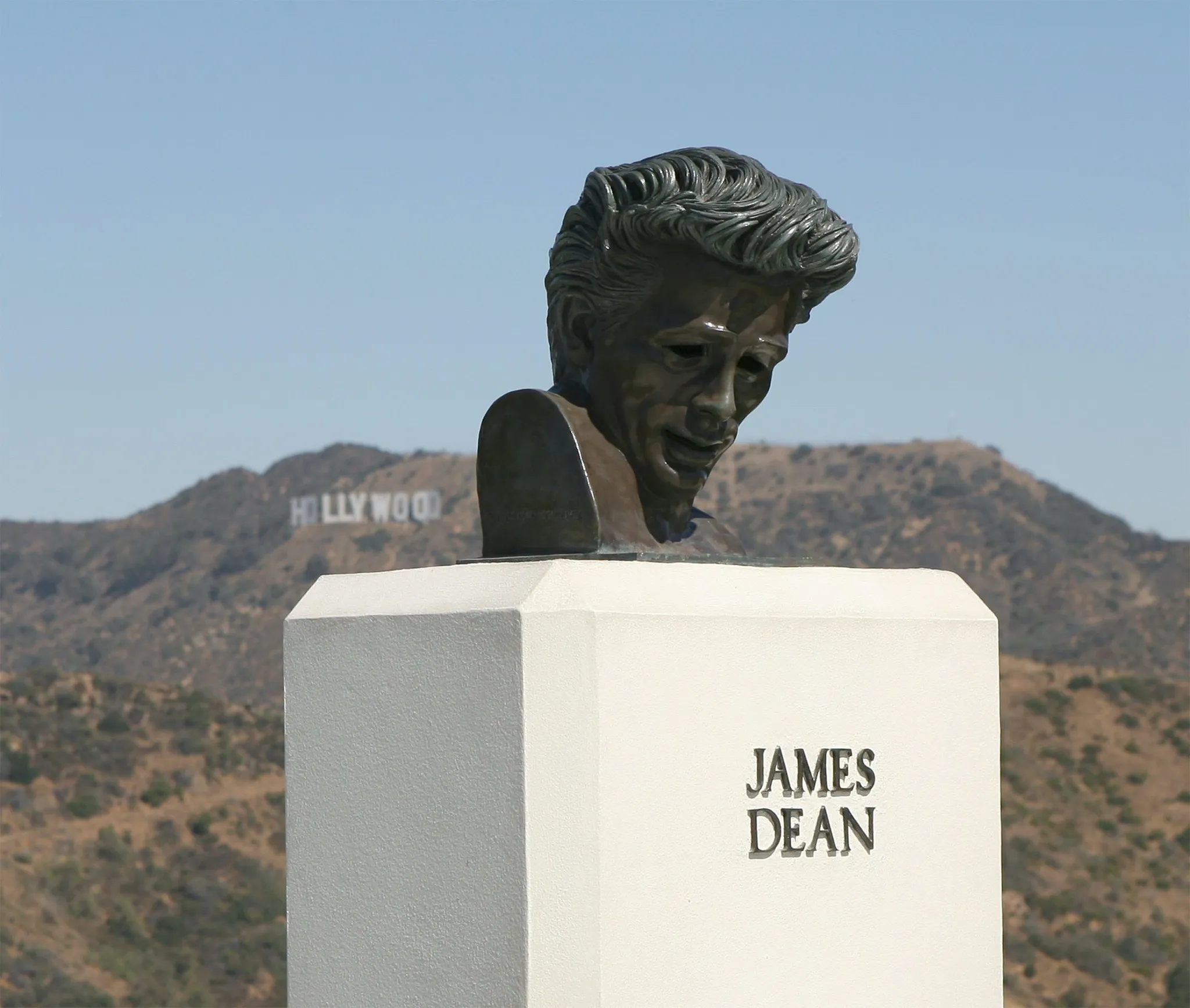 James Dean bust at the Griffith Observatory
