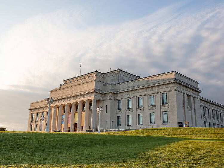Learn about Māori culture at Auckland Museum