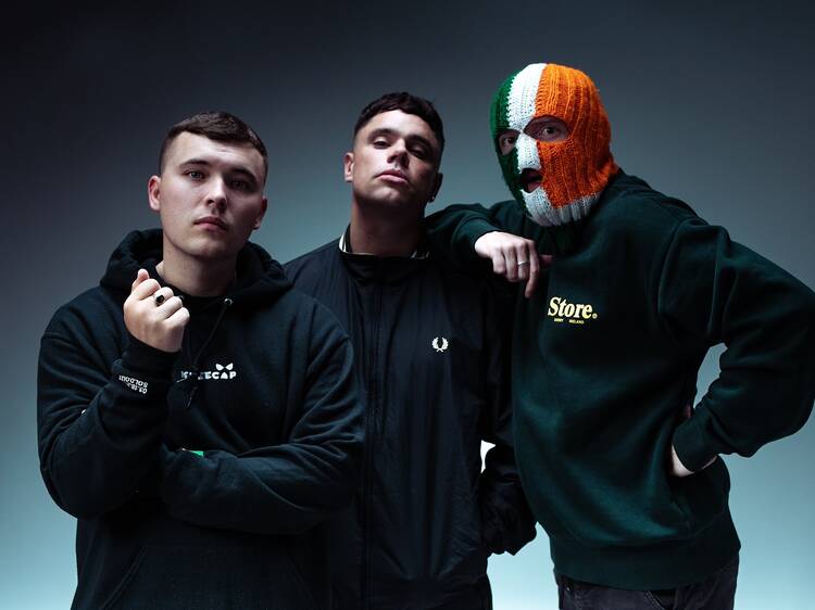 Après son show à Rock en Seine, Kneecap annonce quatre nouveaux concerts à Paris !