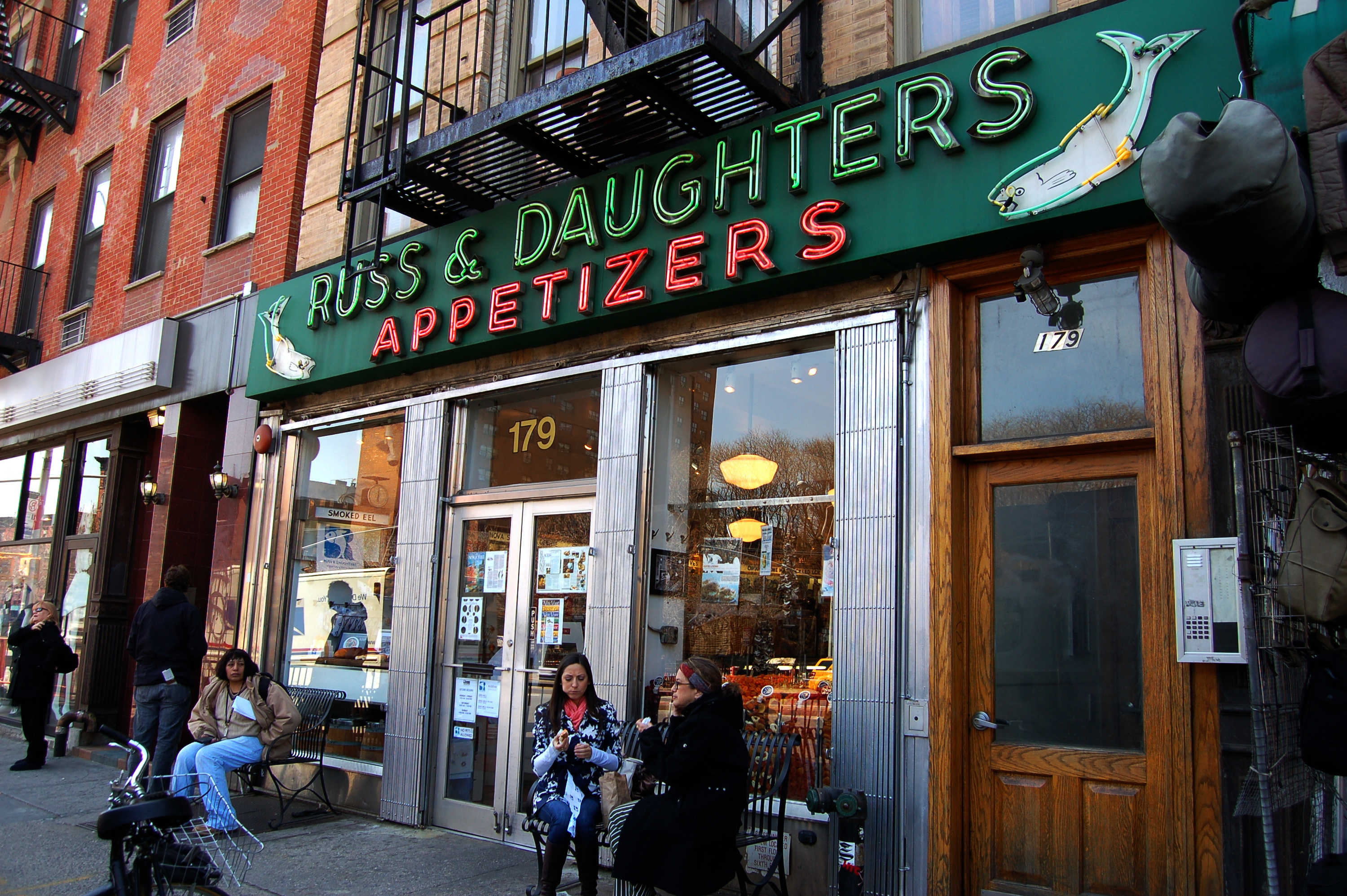 First-ever Russ & Daughters Day will feature free bagels, scavenger hunts, walking tours and more
