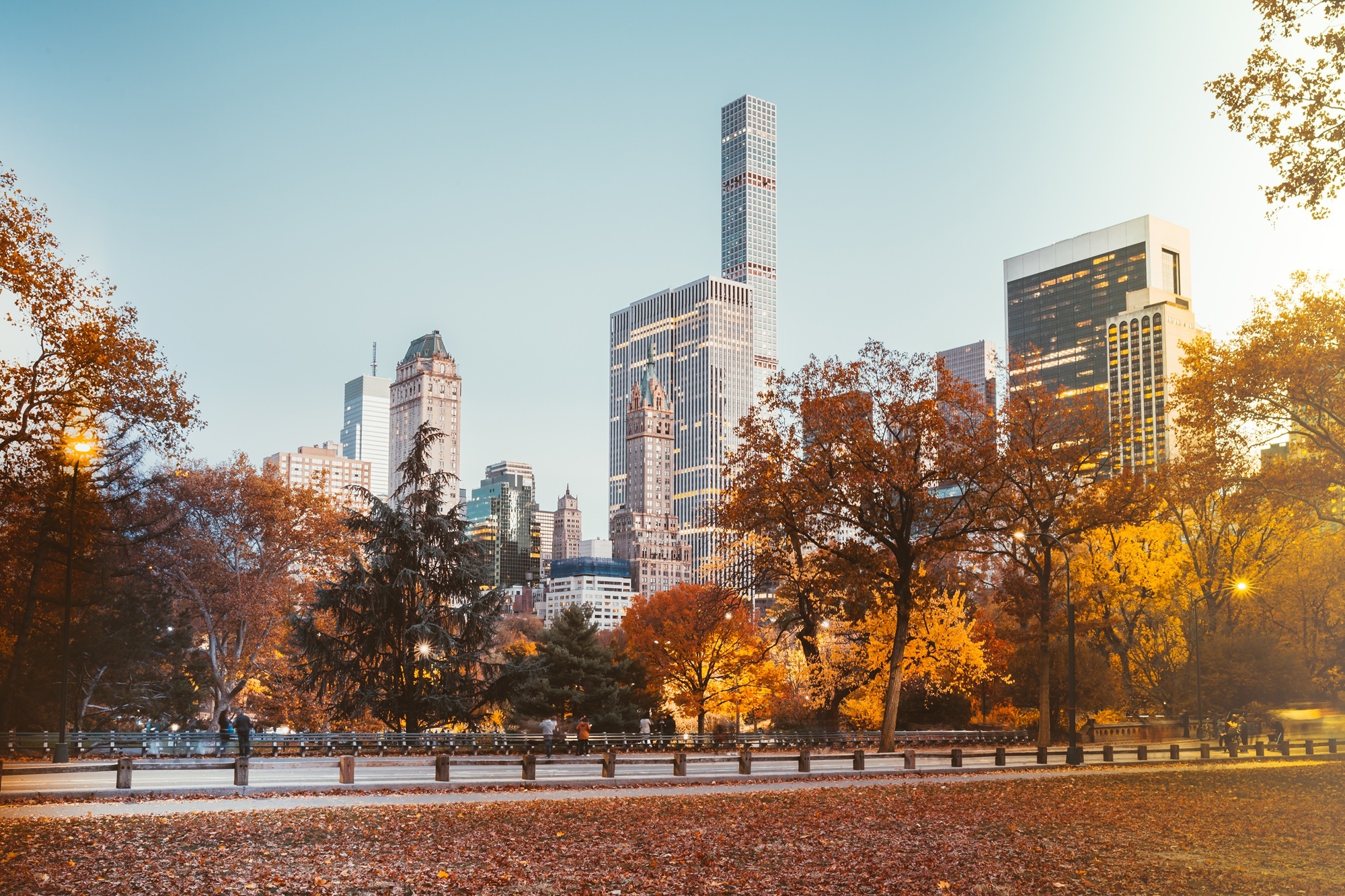 Brace yourselves: This is the last date the sun will go down after 7pm in NYC until spring