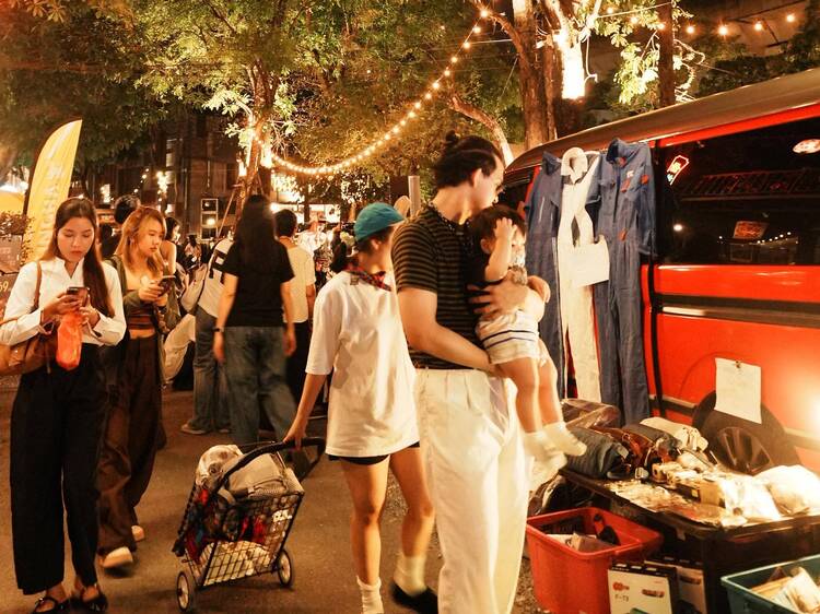 Chang Chui Flea Market