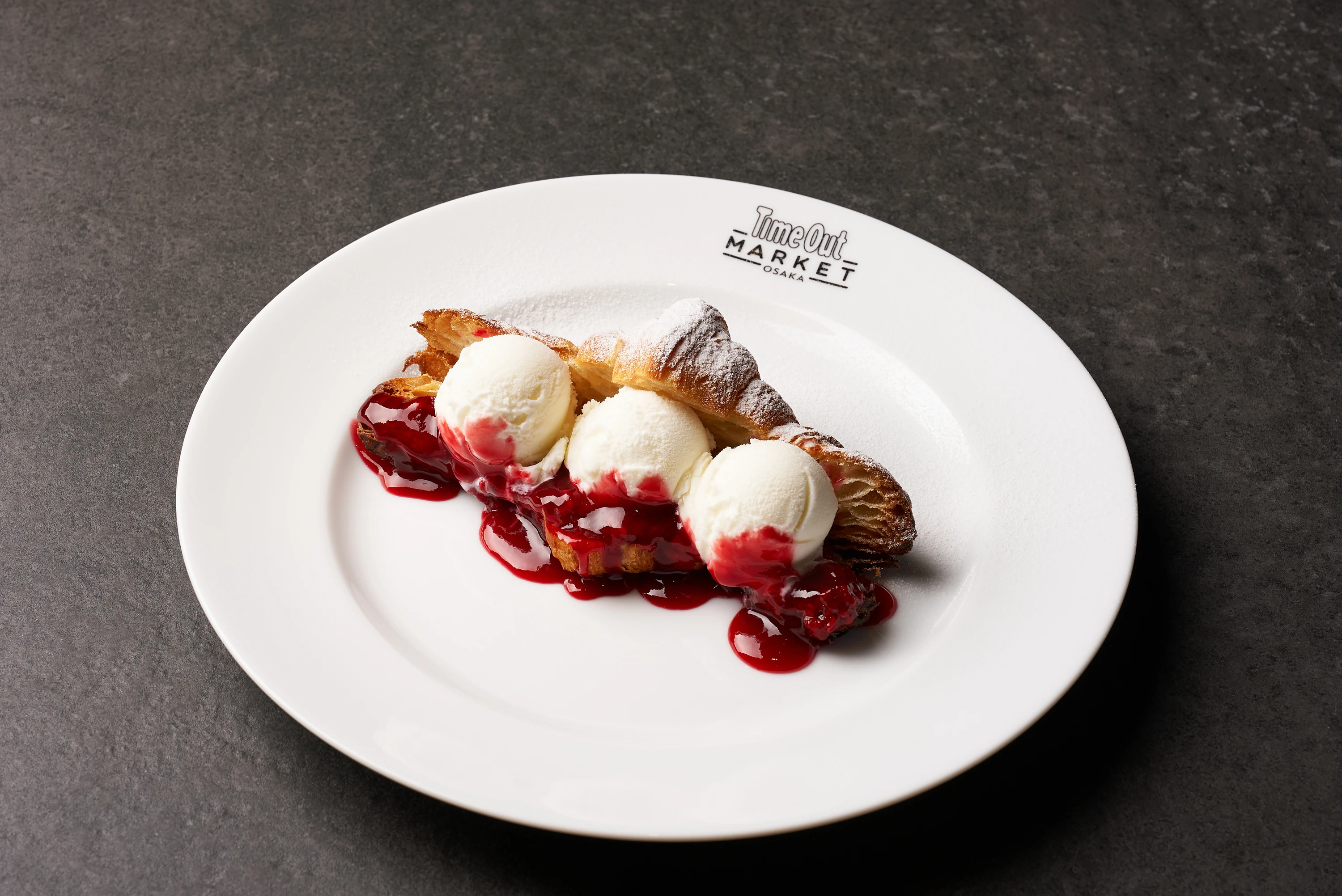 Ryuichi Sakamoto Osaka: Foods, Films & the Full Moon