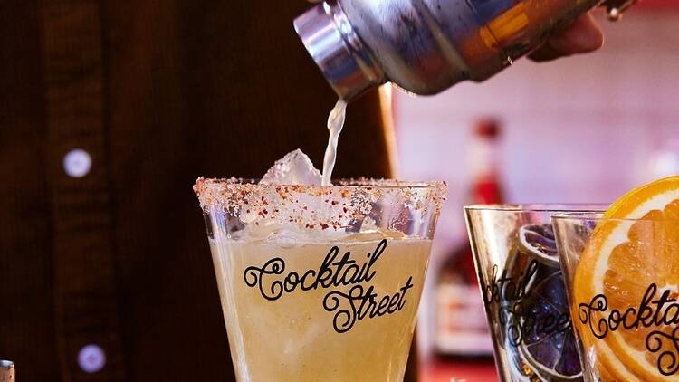 Le plus grand bar à cocktail de Paris revient pour une 9e édition