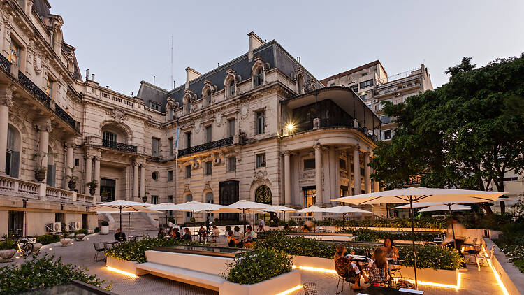 Admirar el Palacio Paz