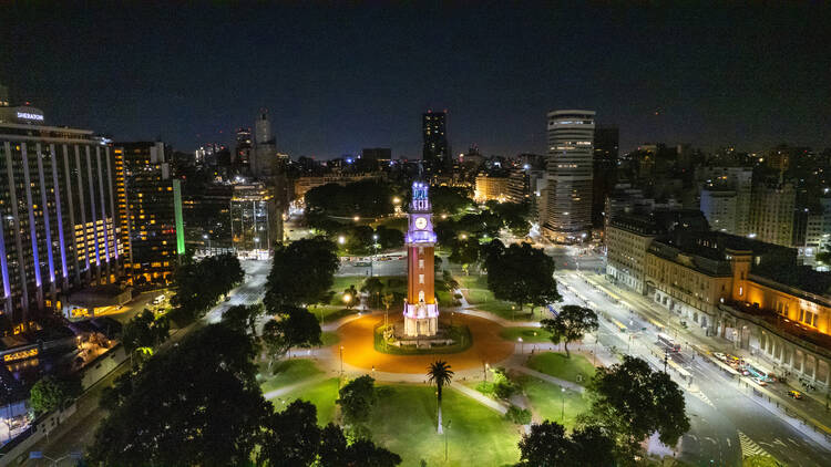 What to do in Retiro, a neighborhood with a european flair