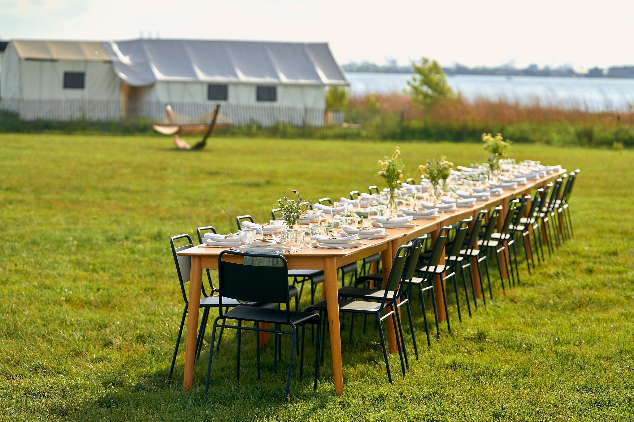 New York's glamping retreat is welcoming fall with an outdoor, open-fire dinner