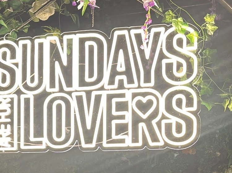 Sundays are for Lovers: R&B All Day Sundays are for Lovers: R&B All Day