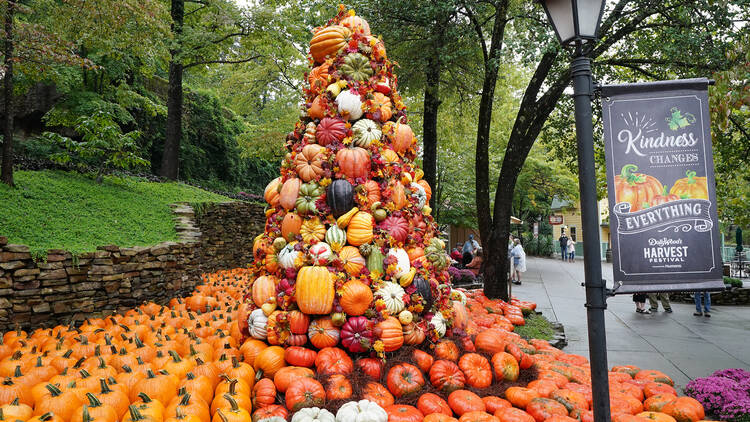 Dollywood Harvest Festival