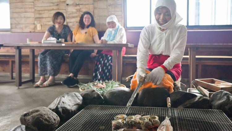 Visit the Ama village for a meal
