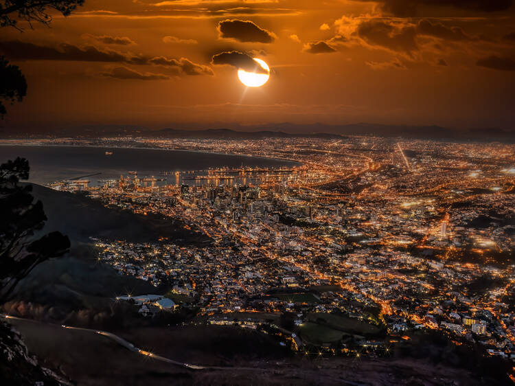 Total lunar eclipse coming! Where to see the Blood Moon over Cape Town