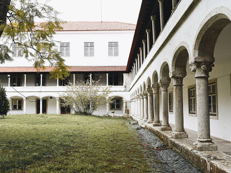Mosteiro de D. Dinis e São Bernardo