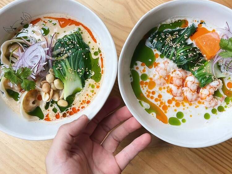 El mejor bar de ramen de Barcelona abre en Gracia su segundo restaurante