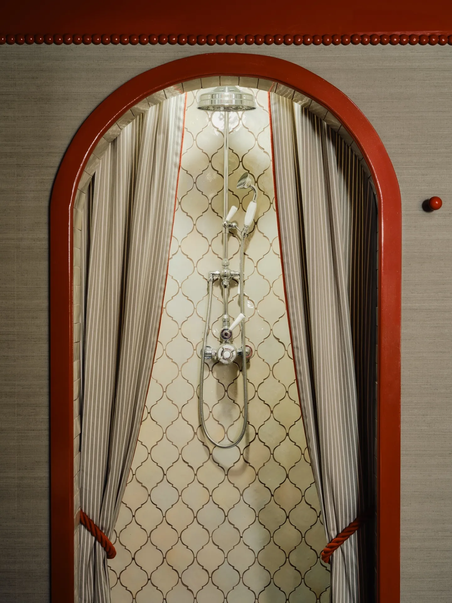 Shower at The Netty, Oxford