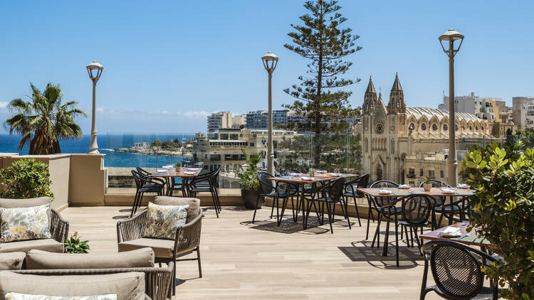 Malta Marriott outdoor dining area
