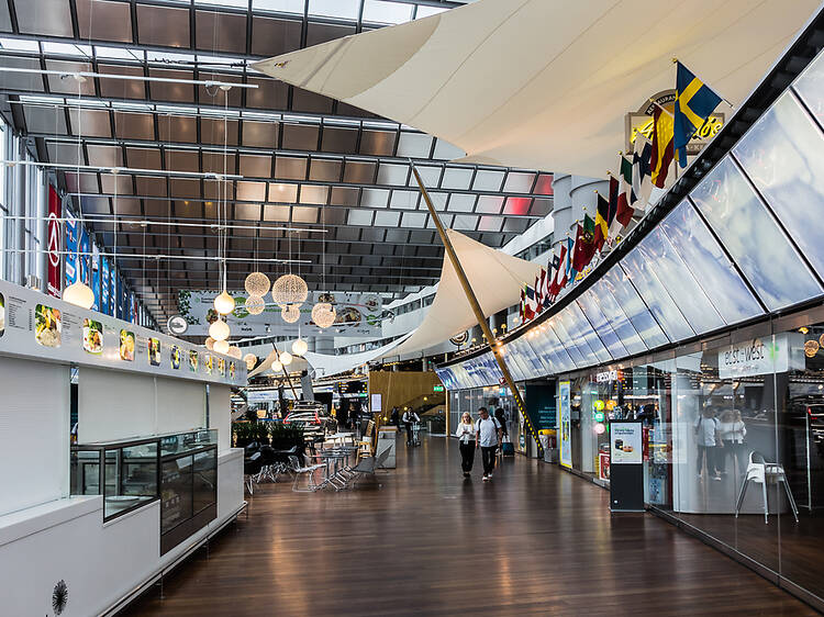Europe’s airports named in new ranking – with top two in neighbouring capital cities Europe’s airports named in new ranking – with top two in neighbouring capital cities