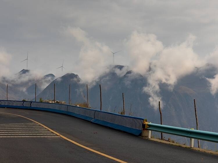 Asia is set to open the world’s tallest bridge – complete with bungee jumping and a glass walkway Asia is set to open the world’s tallest bridge – complete with bungee jumping and a glass walkway