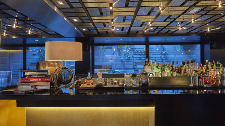 Banker's Bar 