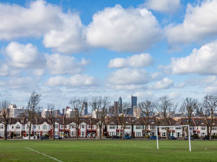 Take a stroll around Ruskin Park