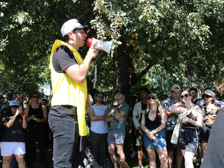 A 1,000-plus person scavenger hunt is coming to Chicago—with a $4,000 grand prize A 1,000-plus person scavenger hunt is coming to Chicago—with a $4,000 grand prize