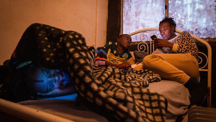 MFA – Mostra de Fotografia e Autores MFA – Mostra de Fotografia e Autores