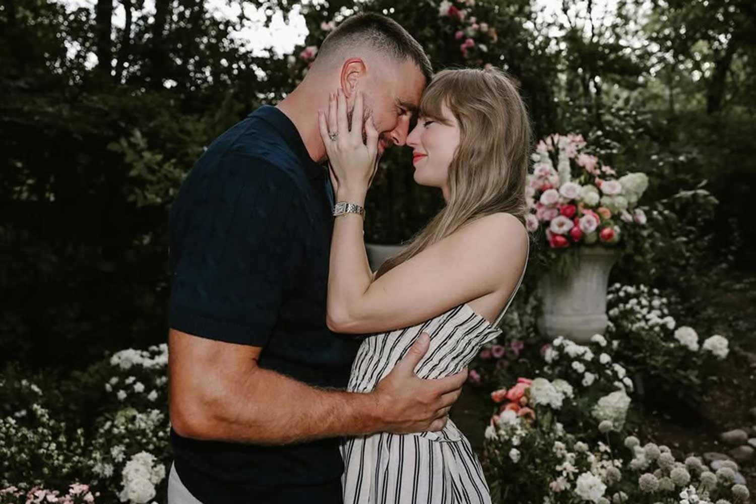 Recreate Taylor and Travis's proposal at this free floral pop-up in Madison Square Park tomorrow
