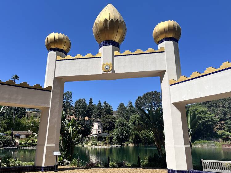 The lake at Self-Realization Fellowship Lake Shrine.