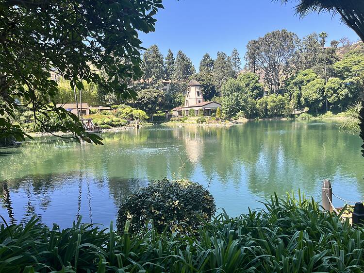 Self-Realization Fellowship Lake Shrine