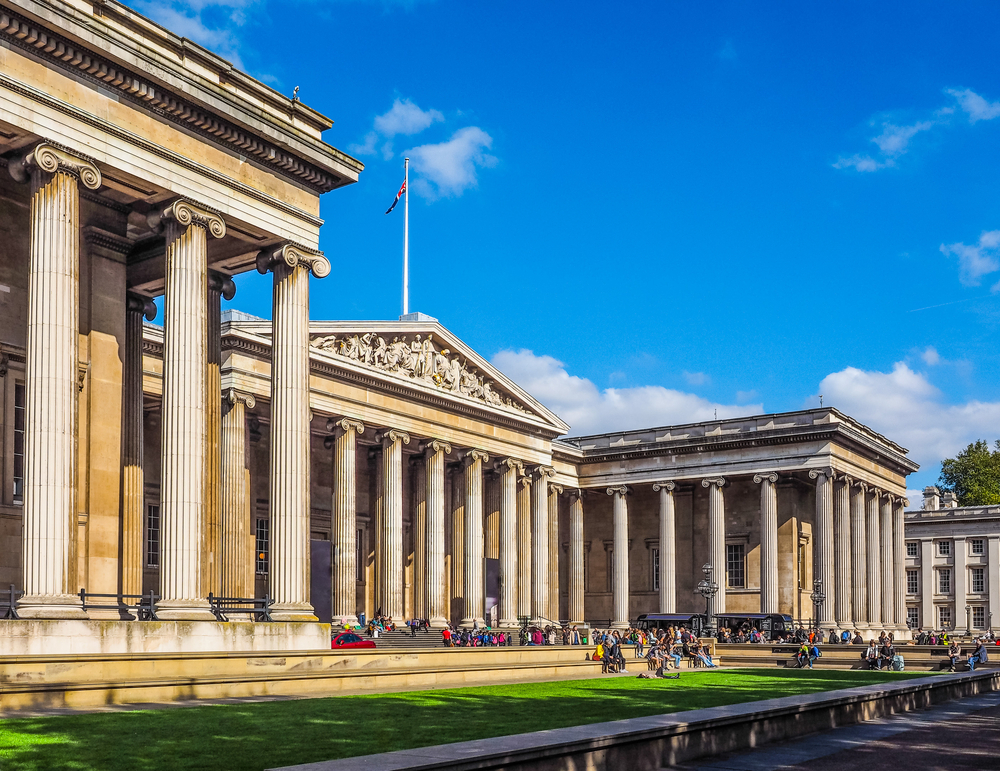 The British Museum is banning queues at its main entrance