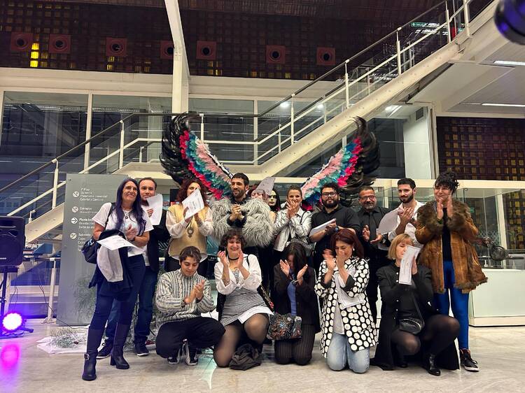 Más de 50 artistas y una subasta solidaria en el Teatro Argentino