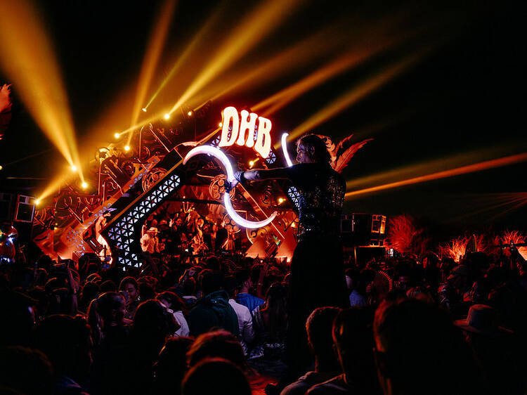 Costa da Caparica encerra o Verão com três dias de festa e música electrónica
