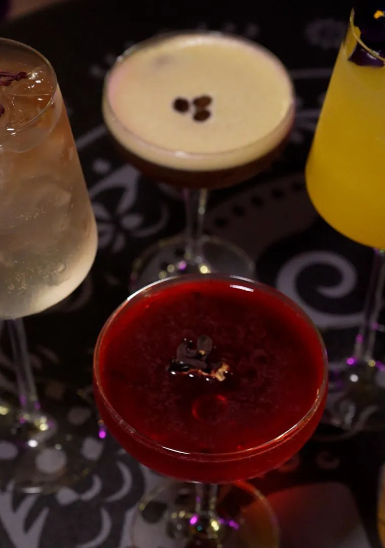 la-sagrada-cocktail-bar