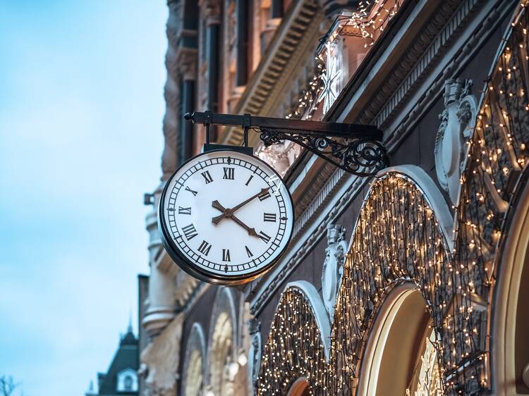 Daylight saving time is ending earlier than normal this year
