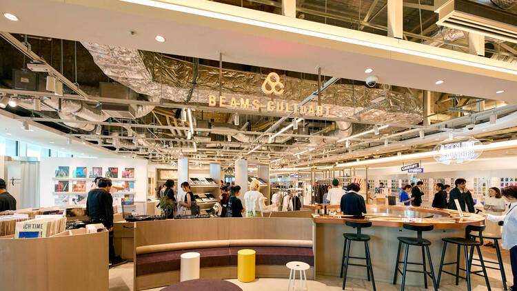 8.ミルクティー片手にカルチャーの扉を開く。