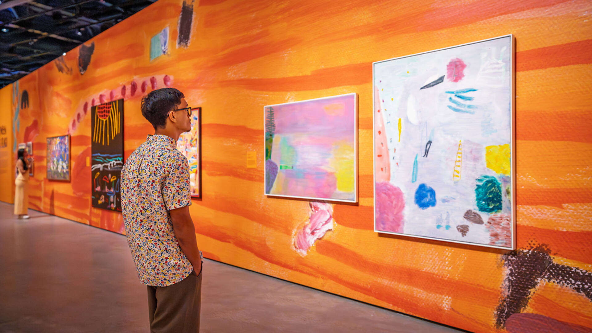 Aussie artist Ken Done's new exhibition opens on the Gold Coast