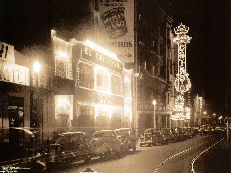 Calle Iturbide/Palacio Chino Calle Iturbide/Palacio Chino