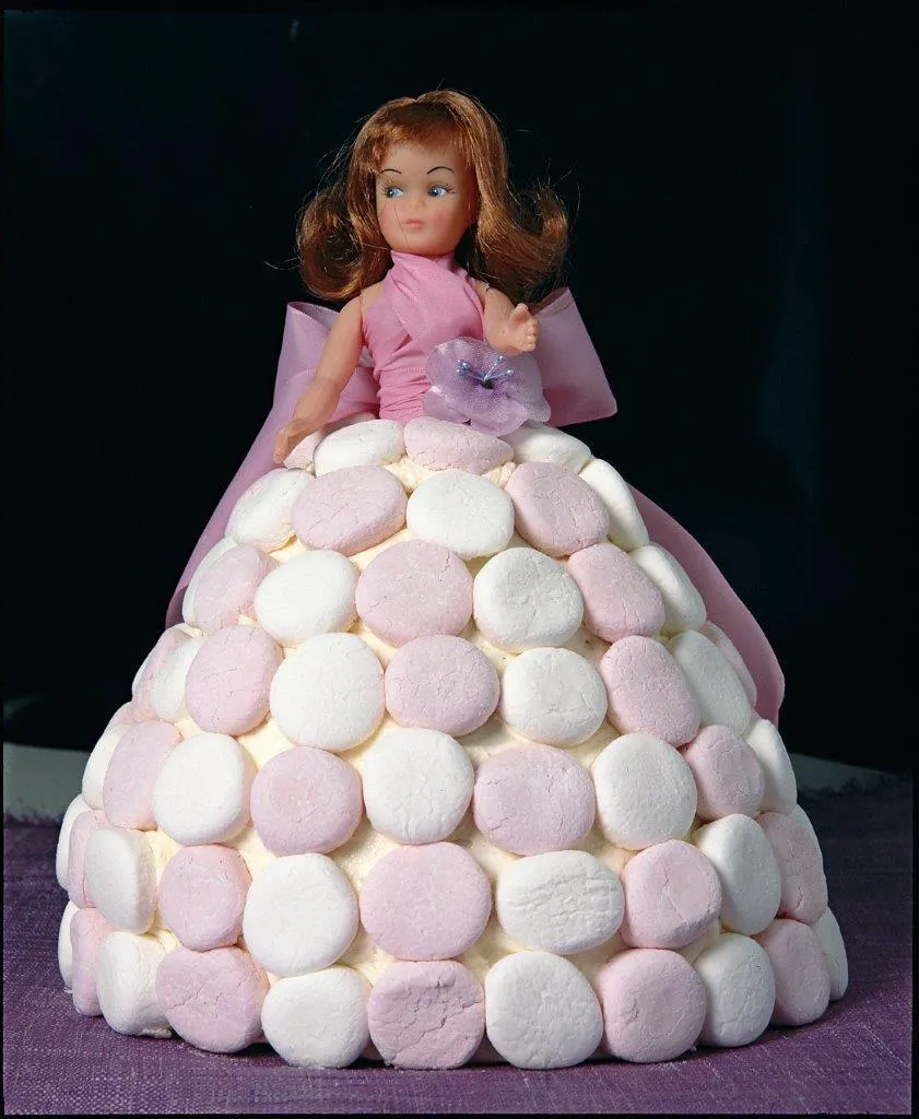 Barbie cake