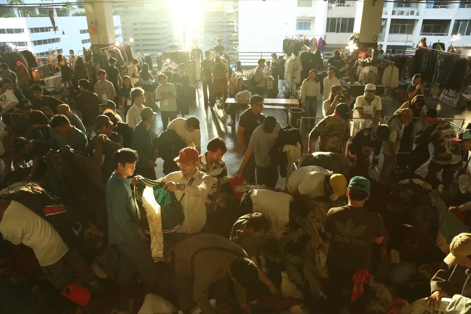 LOH Market