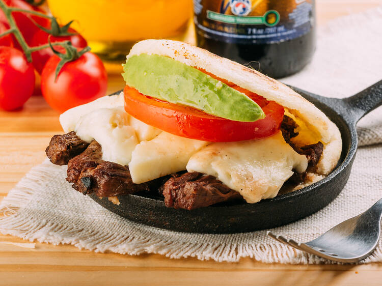 La Ruta de la Arepa vuelve a más de 20 restaurantes de Madrid: el mejor bocado de la cocina venezolana protagoniza este recorrido gastronómico
