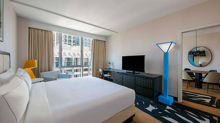 theWit Chicago, A Hilton Hotel