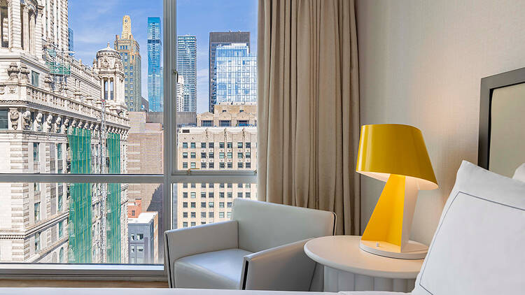 theWit Chicago, A Hilton Hotel