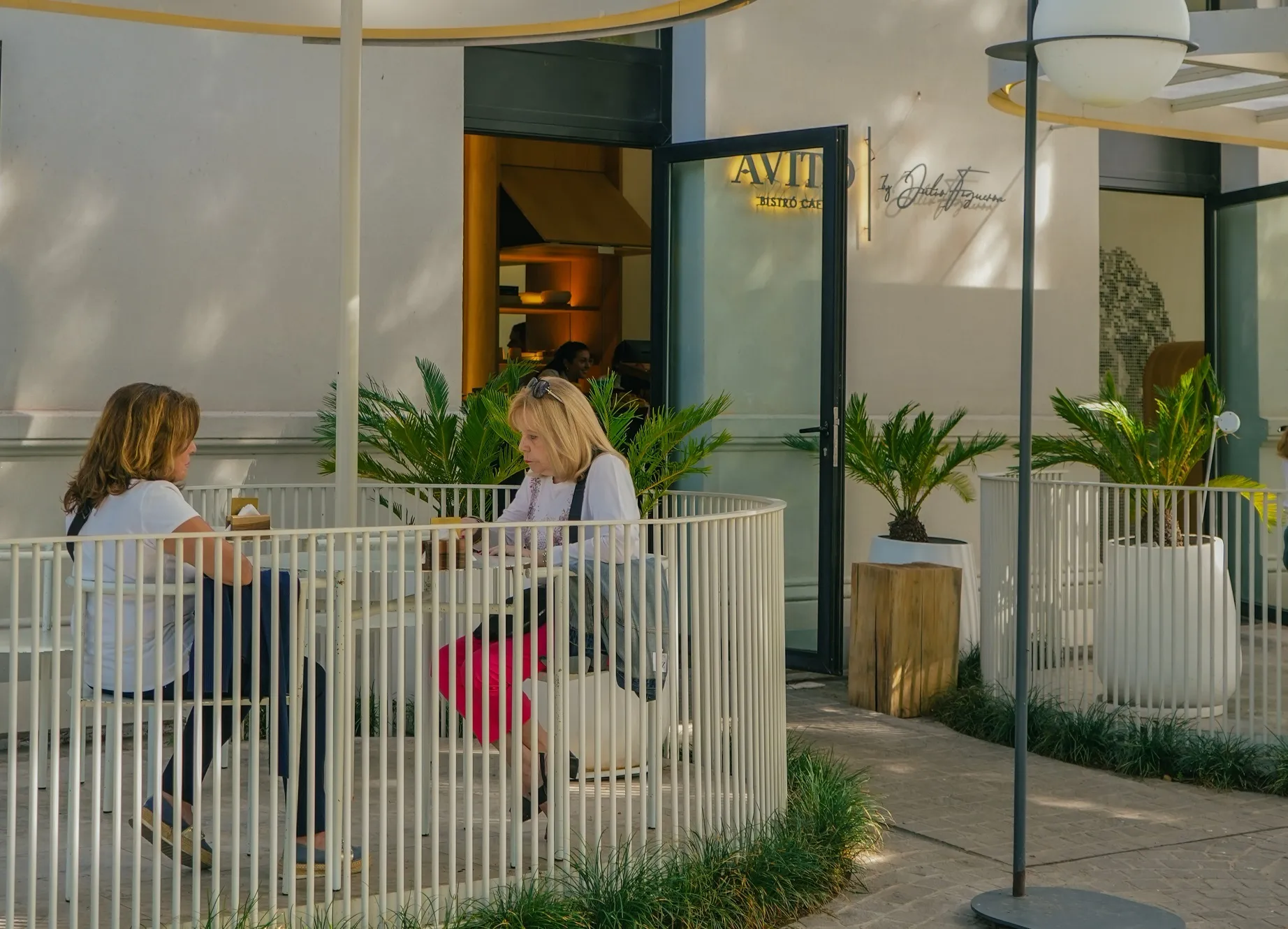 avito-bistró-&-café