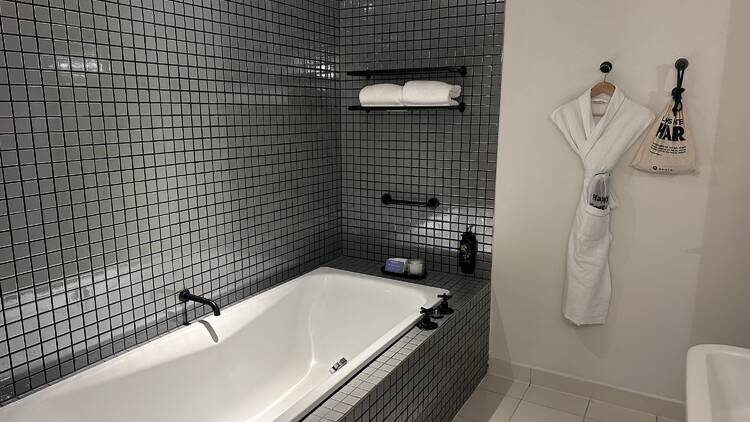 Bath at Ovolo Woolloomooloo