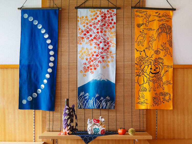5 tenugui from Kamawanu that are perfect for autumn