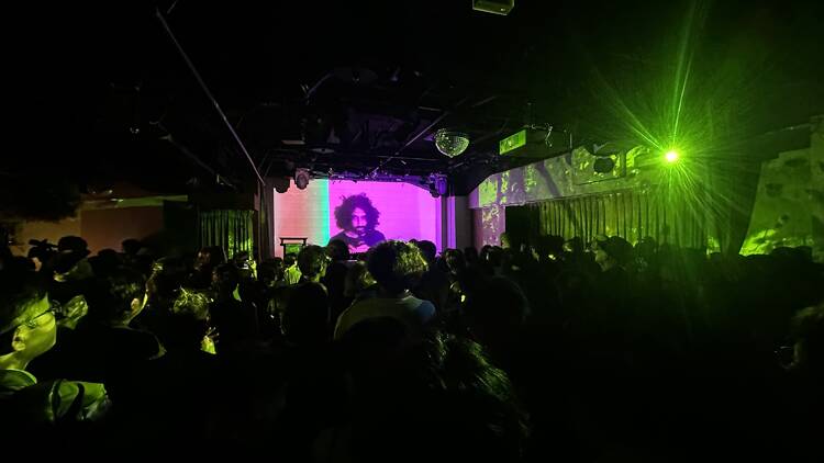 5. 観客はパフォーマンスの一部になる。