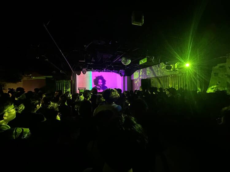 5. 観客はパフォーマンスの一部になる。